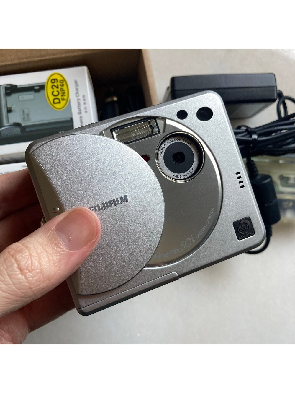 Fujifilm FinePix 50i 2MP Digital Camera Super CCD Y2K Tested Working